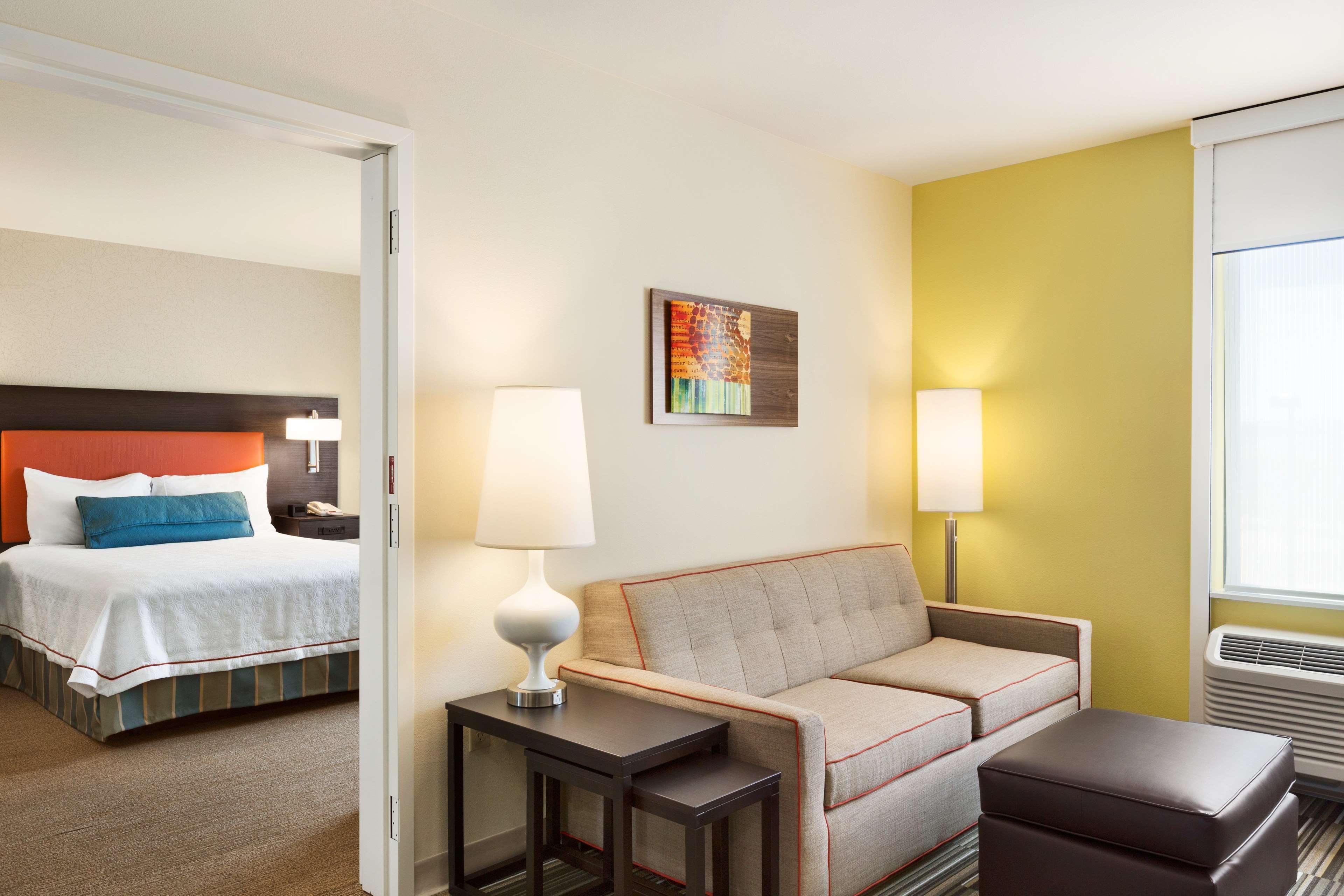Home2 Suites By Hilton Farmington/Bloomfield Екстер'єр фото