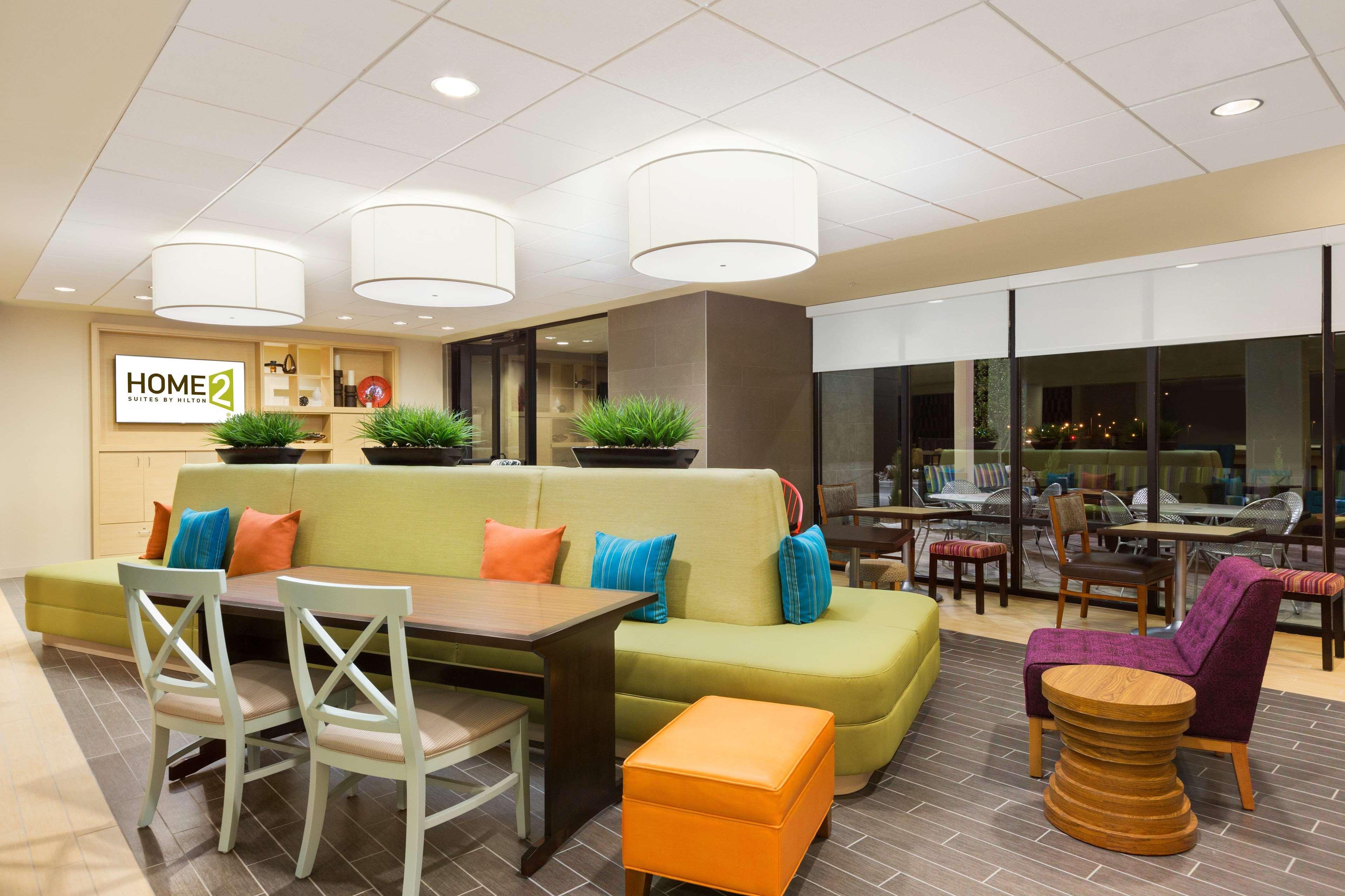 Home2 Suites By Hilton Farmington/Bloomfield Екстер'єр фото