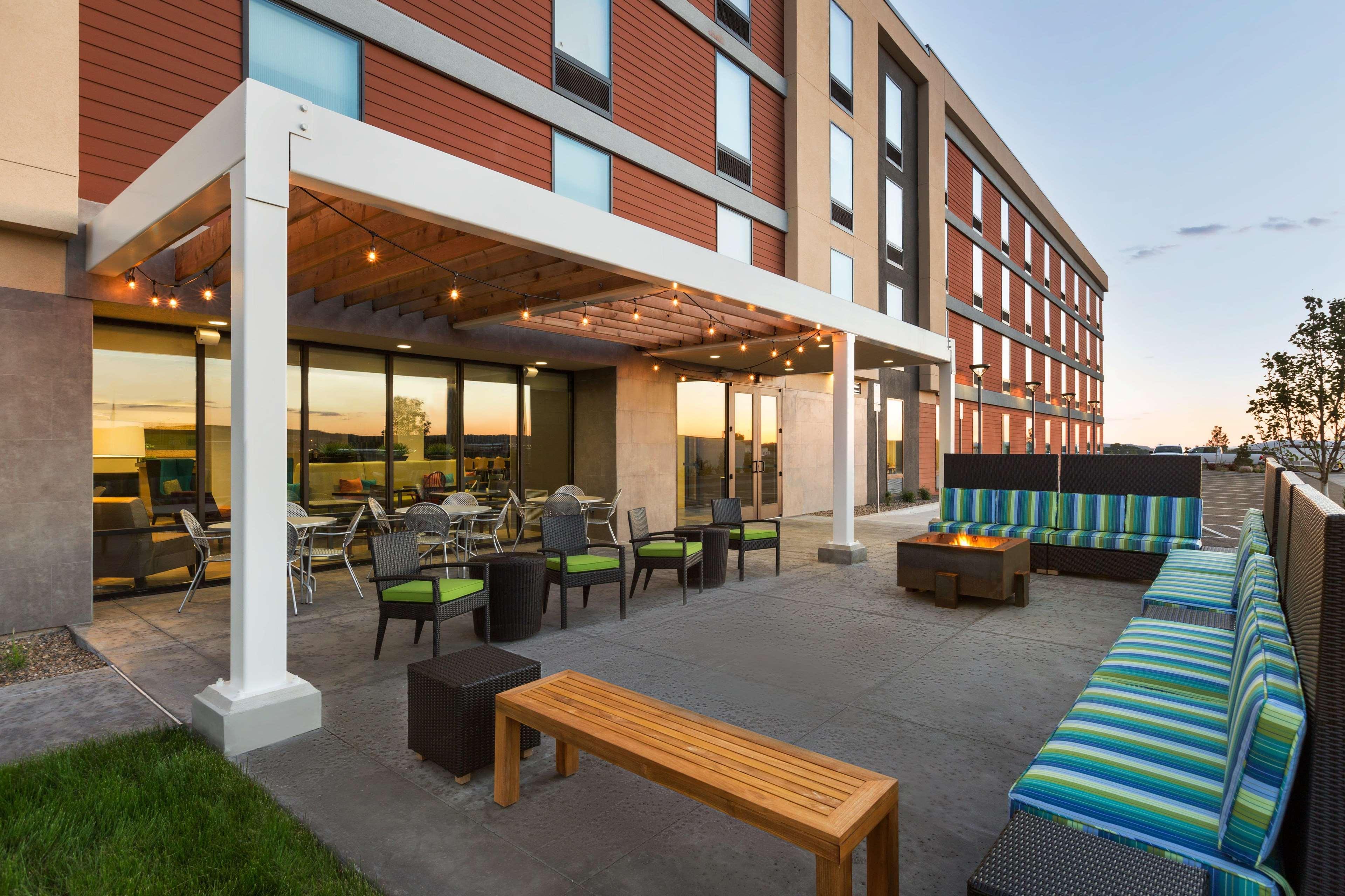 Home2 Suites By Hilton Farmington/Bloomfield Екстер'єр фото